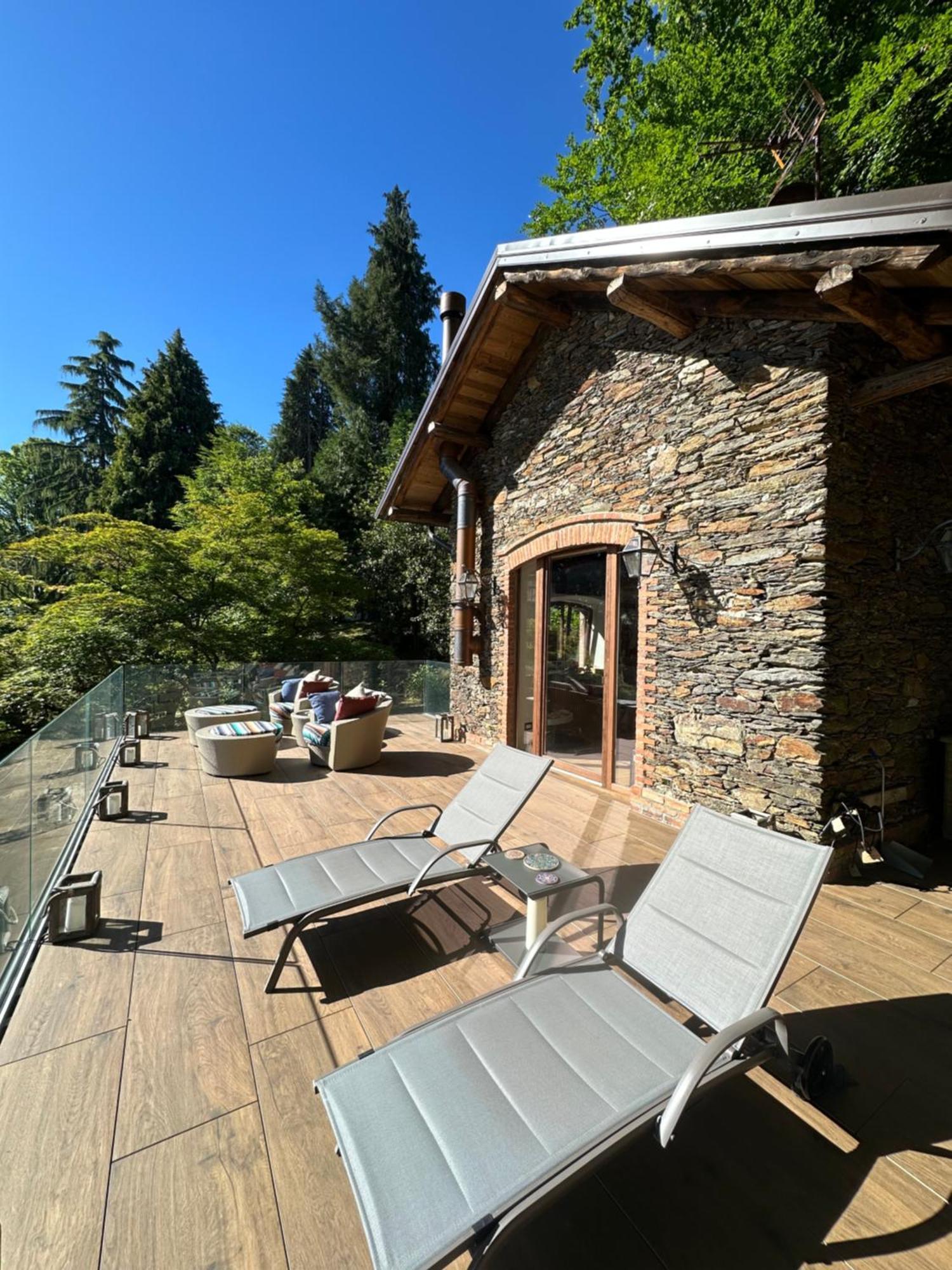 Private Luxury Spa & Silence Retreat With Spectacular View Over The Lake Maggiore Stresa Bagian luar foto