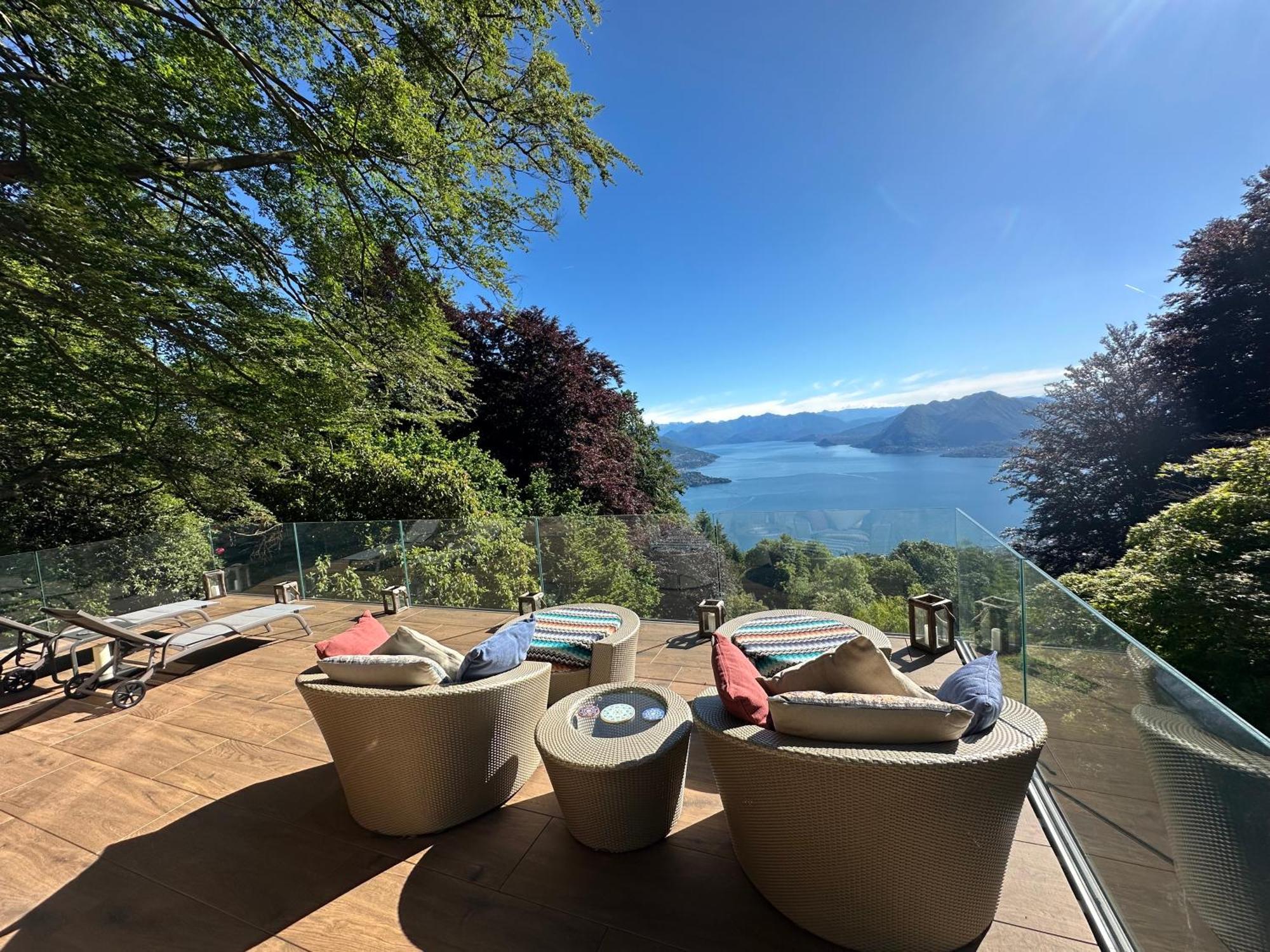 Private Luxury Spa & Silence Retreat With Spectacular View Over The Lake Maggiore Stresa Bagian luar foto